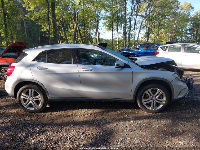 MERCEDES-BENZ GLA 250 - zdjęcie 13