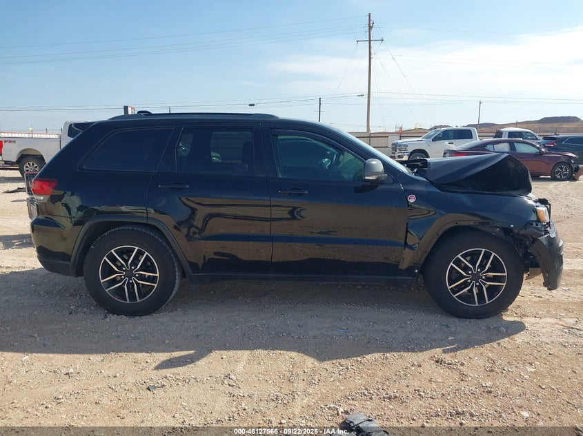 JEEP GRAND CHEROKEE - zdjęcie 14