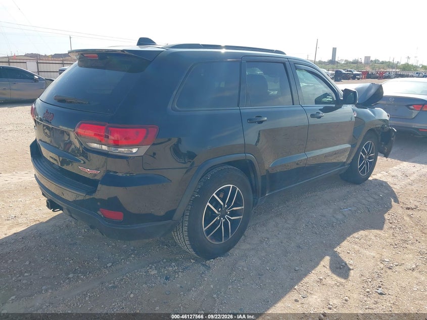 JEEP GRAND CHEROKEE - zdjęcie 4