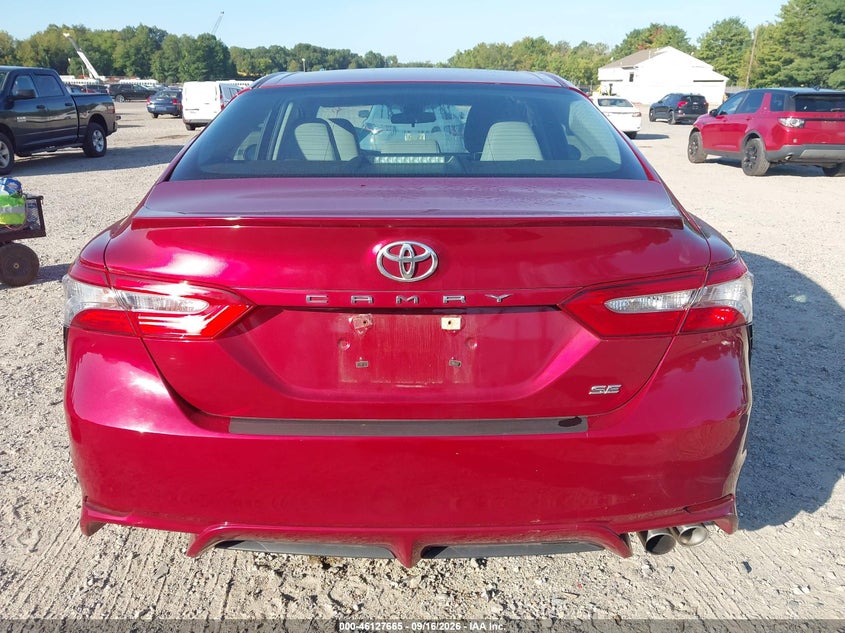 TOYOTA CAMRY - zdjęcie 16