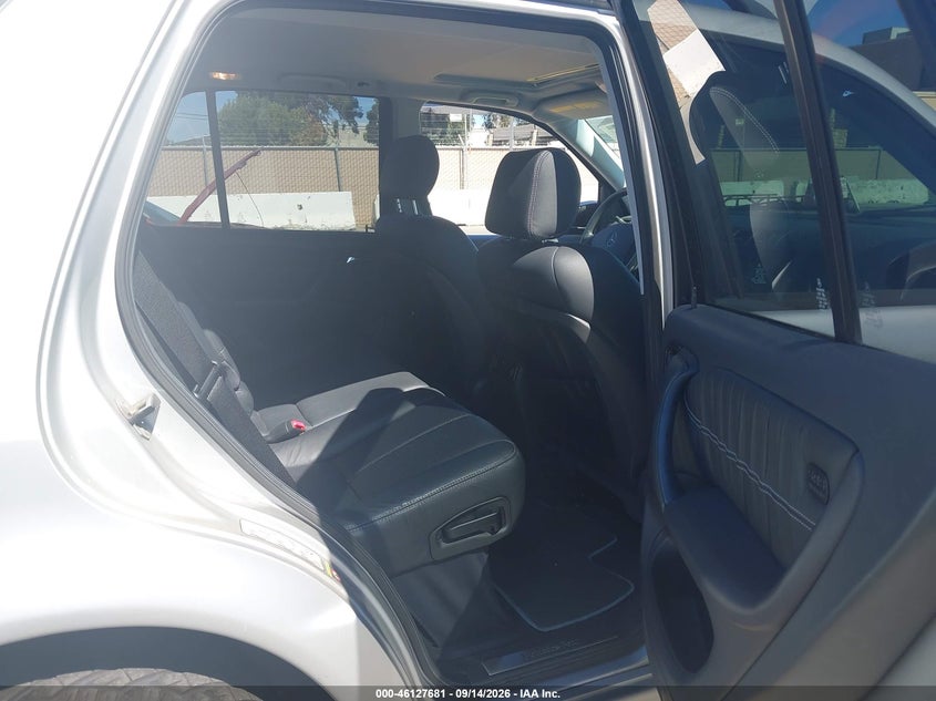 2003 MERCEDES-BENZ ML 350 auction photo 8