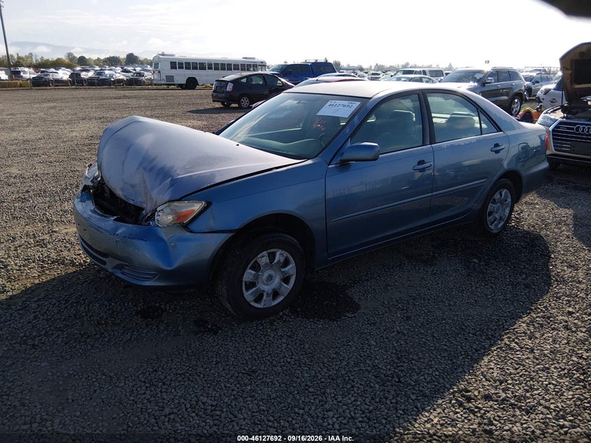 2004 Toyota Camry, Front End, IAAI, VIN 4T1BE32K64U902382 — photo 2