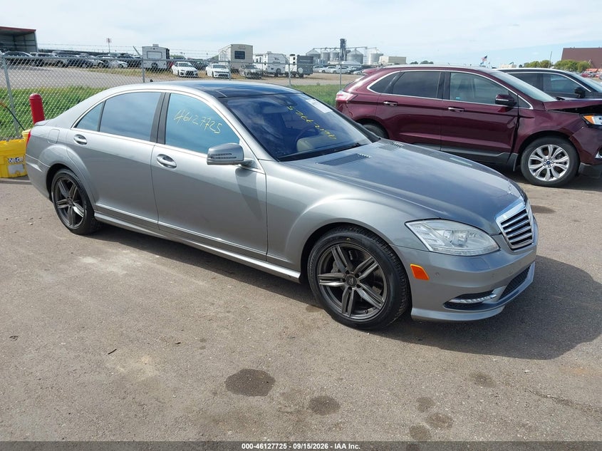 2011 Mercedes-Benz S 550