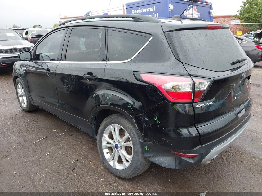 Vin: 1fmcu0g9xhub77564, lot: 46627451, ford escape se 20173