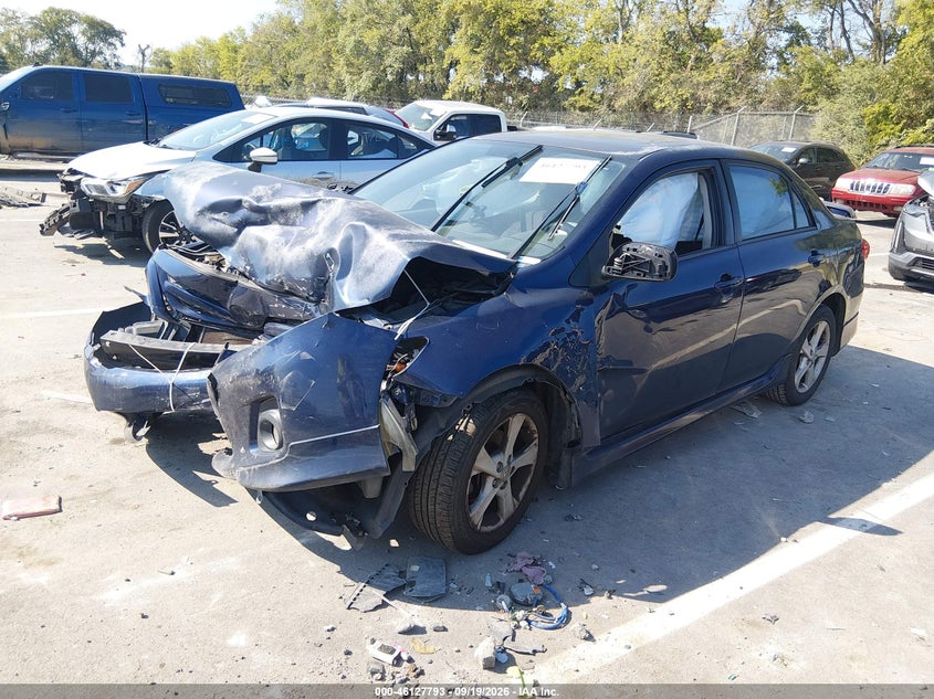 Vin: 5yfbu4ee2cp071008, lot: 46627513, toyota corolla s 20122