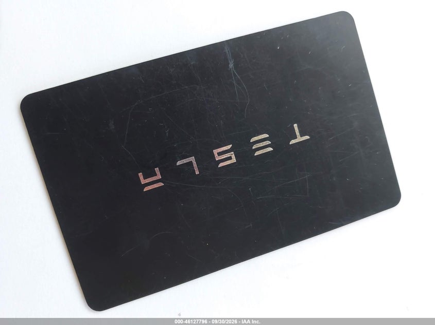2025 TESLA MODEL 3 · Фото 10