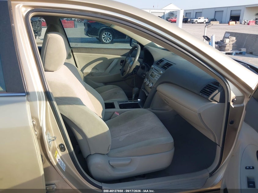 2010 TOYOTA CAMRY auction photo 5