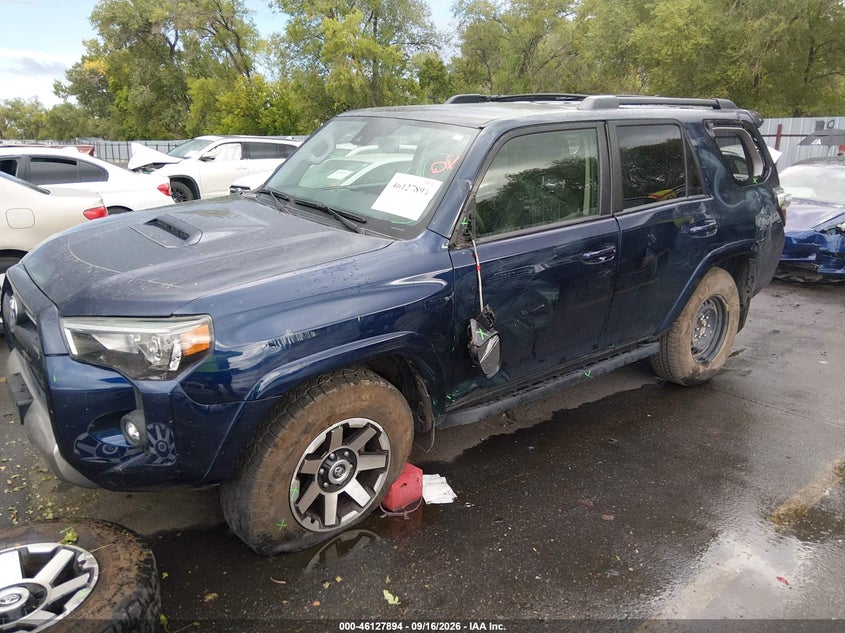 Vin: jteru5jr2n5985185, lot: 46627614, toyota 4runner trd off road premium 20222