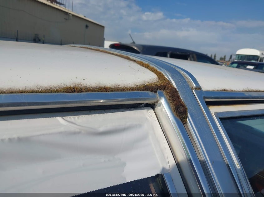 FORD CROWN VICTORIA 1987 VIN 2FABP73F3HX212326