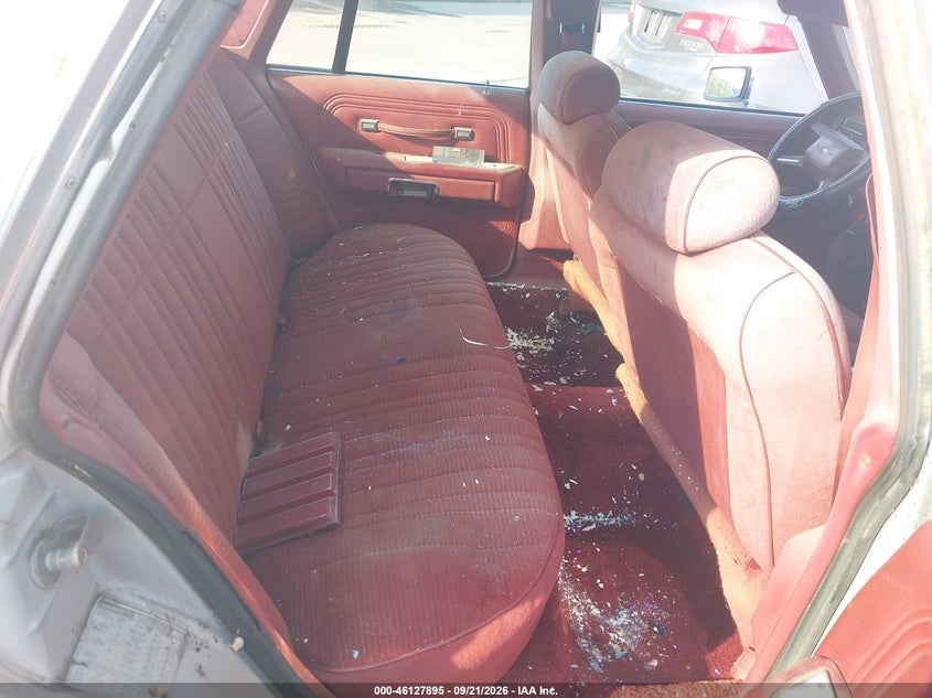 FORD CROWN VICTORIA 1987 VIN 2FABP73F3HX212326