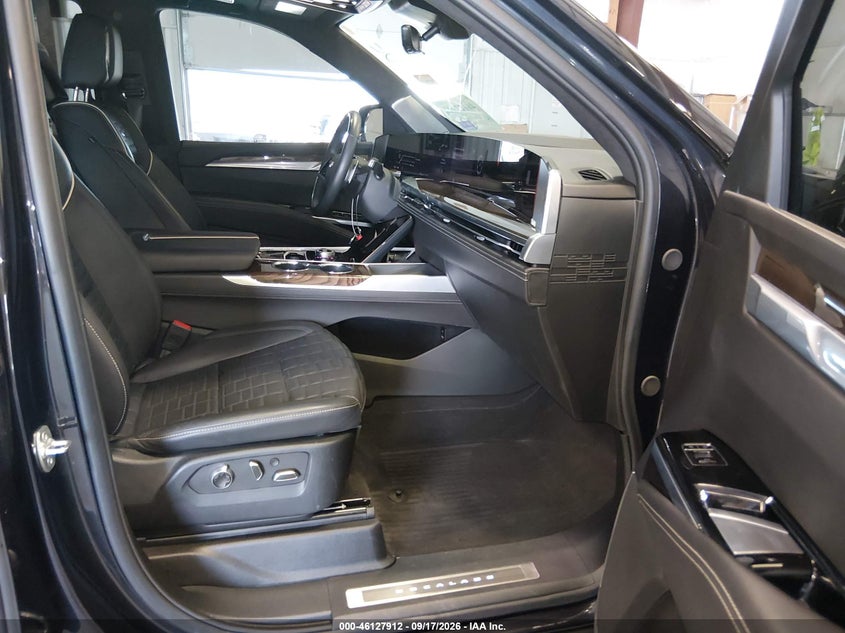 CADILLAC ESCALADE - zdjęcie 5