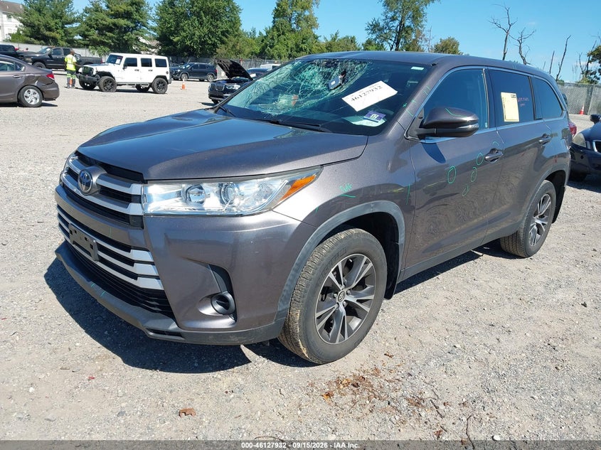 2019 Toyota Highlander, Front End, IAAI, VIN 5TDBZRFH0KS741393 — photo 2