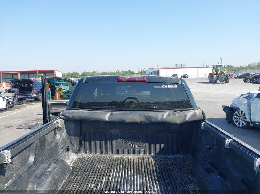 GMC SIERRA 1500 - zdjęcie 18