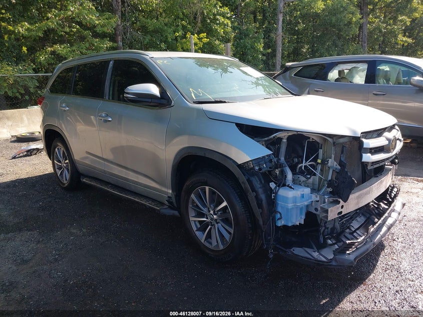 Vin: 5tdkzrfh0js537577, lot: 46627727, toyota highlander xle 2018 img_1