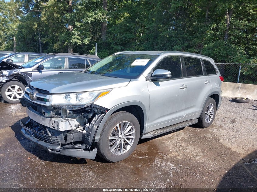 Vin: 5tdkzrfh0js537577, lot: 46627727, toyota highlander xle 20182