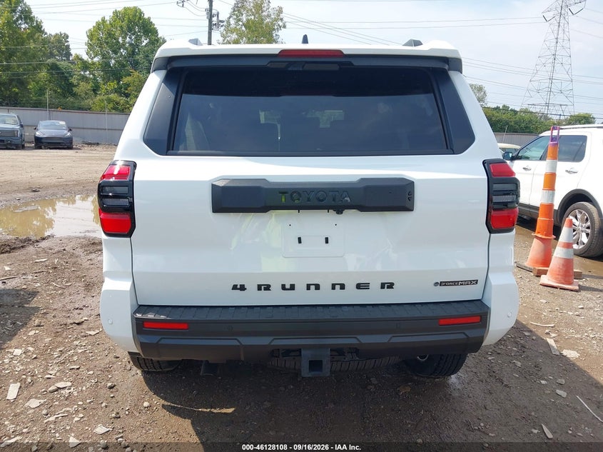 TOYOTA 4RUNNER HYBRID - zdjęcie 16