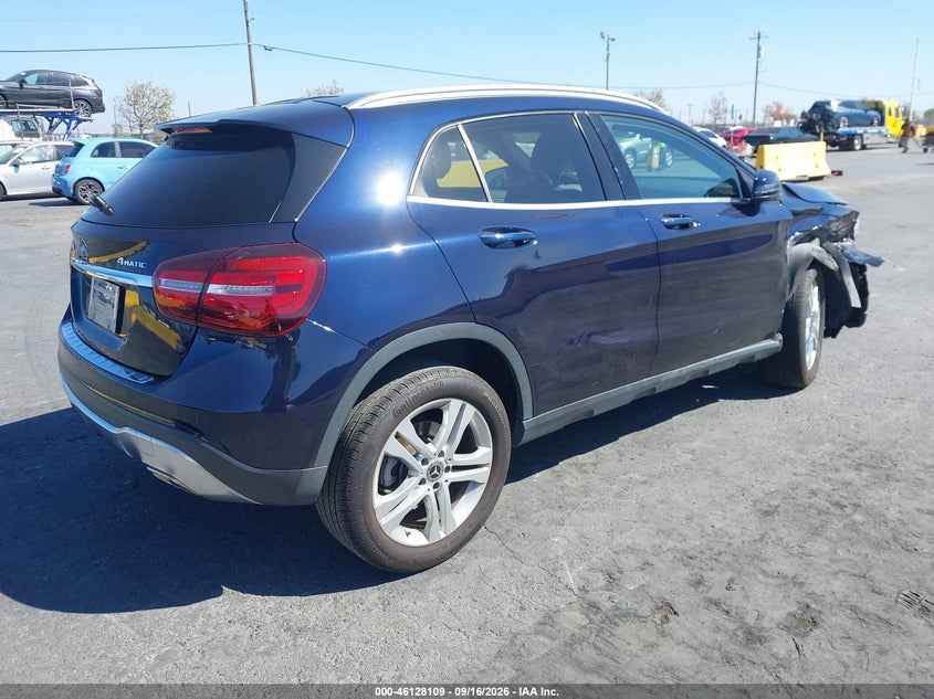 2018 MERCEDES-BENZ GLA auction photo 4