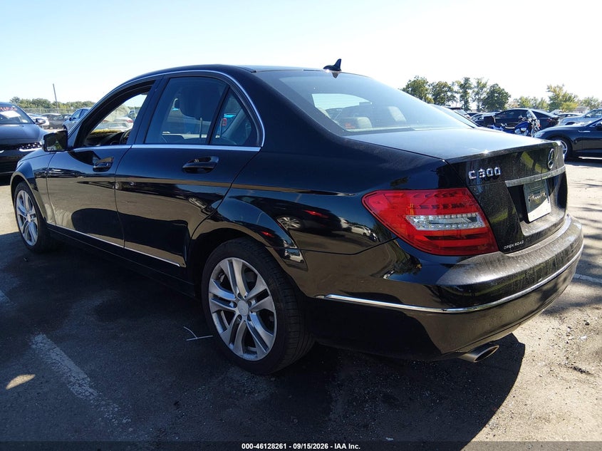 Vin: wddgf8ab4df969787, lot: 46627981, mercedes-benz c 300 luxury 4matic 20133