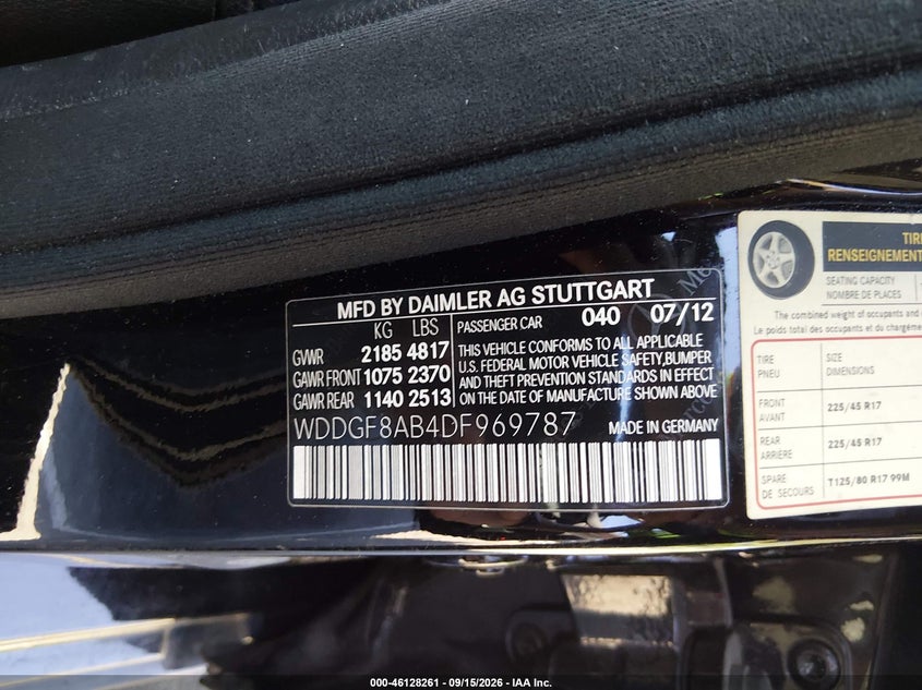 MERCEDES-BENZ C 300 2013 VIN WDDGF8AB4DF969787