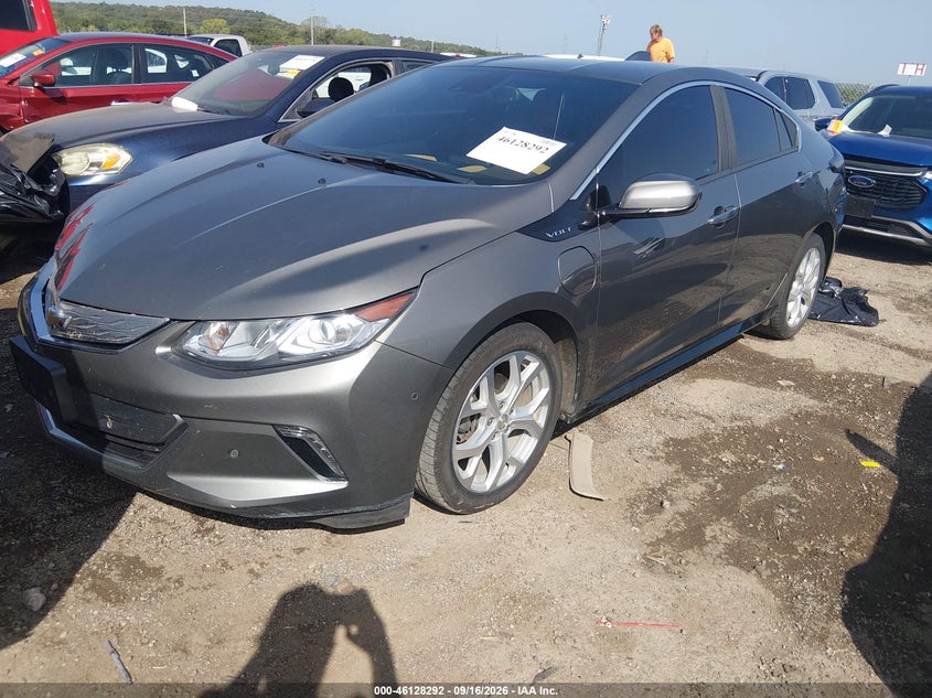 2017 Chevrolet Volt, Right Side, IAAI, VIN 1G1RB6S50HU101145 — photo 2