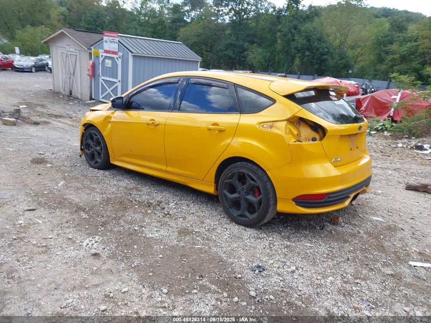 Vin: 1fadp3l90gl224974, lot: 46628034, ford focus st 20163