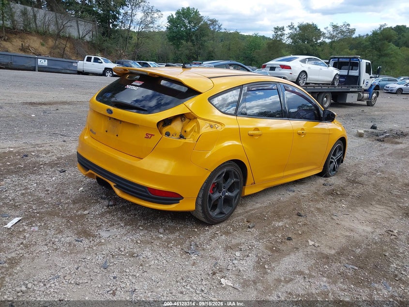 Vin: 1fadp3l90gl224974, lot: 46628034, ford focus st 20164