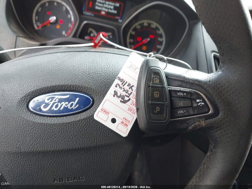 2016 FORD FOCUS ST · Фото 11