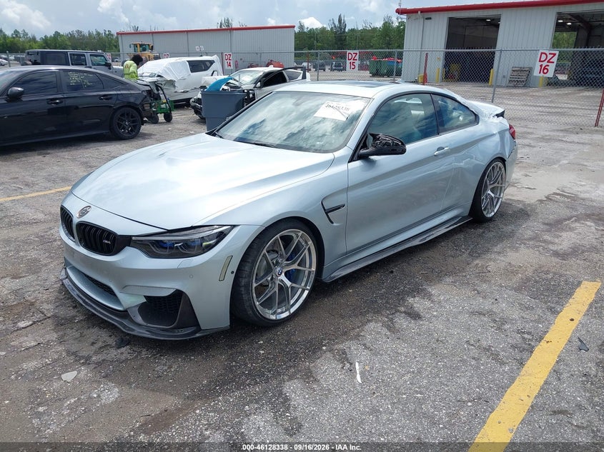 Vin: wbs3r9c53fk331529, lot: 46628058, bmw m4 20152