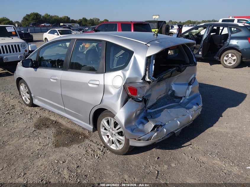 Vin: jhmge8h59bc001517, lot: 46628152, honda fit sport 20113