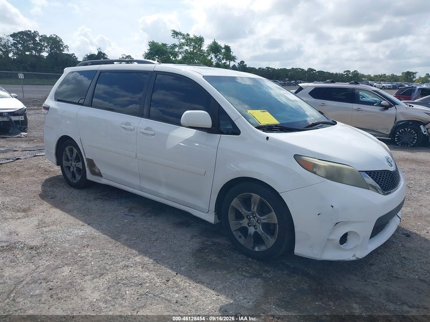 Vin: 5tdxk3dc7cs253963, lot: 46628174, toyota sienna se 8 passenger 2012 img_1