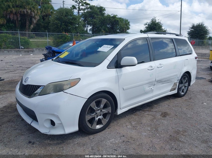 Vin: 5tdxk3dc7cs253963, lot: 46628174, toyota sienna se 8 passenger 20122