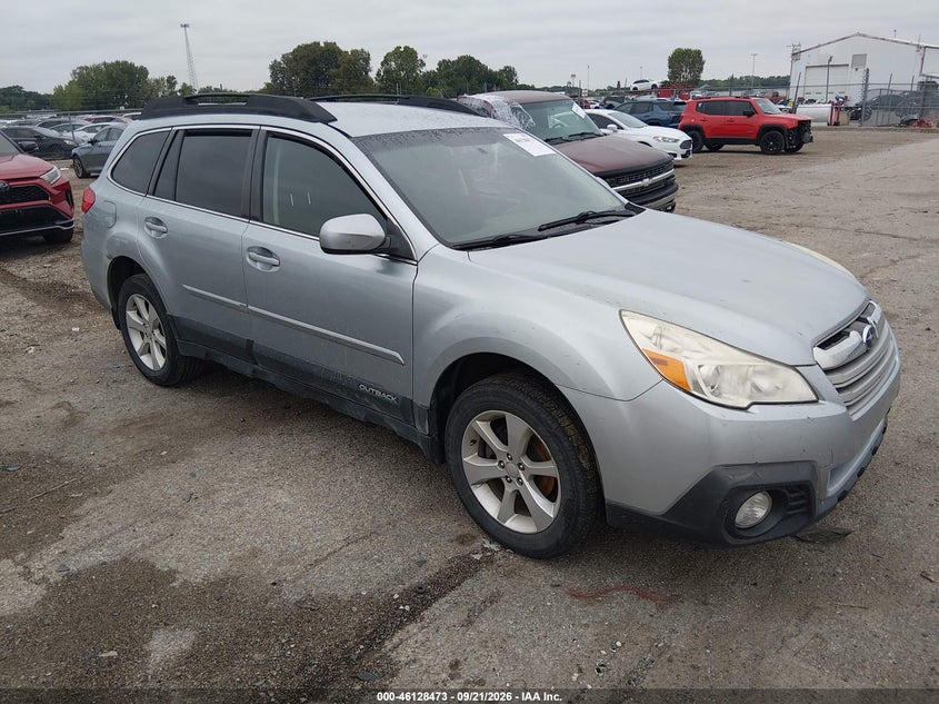2013 SUBARU OUTBACK auction photo 1