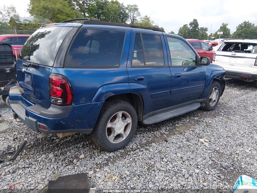 2005 CHEVROLET TRAILBLAZER auction photo 4