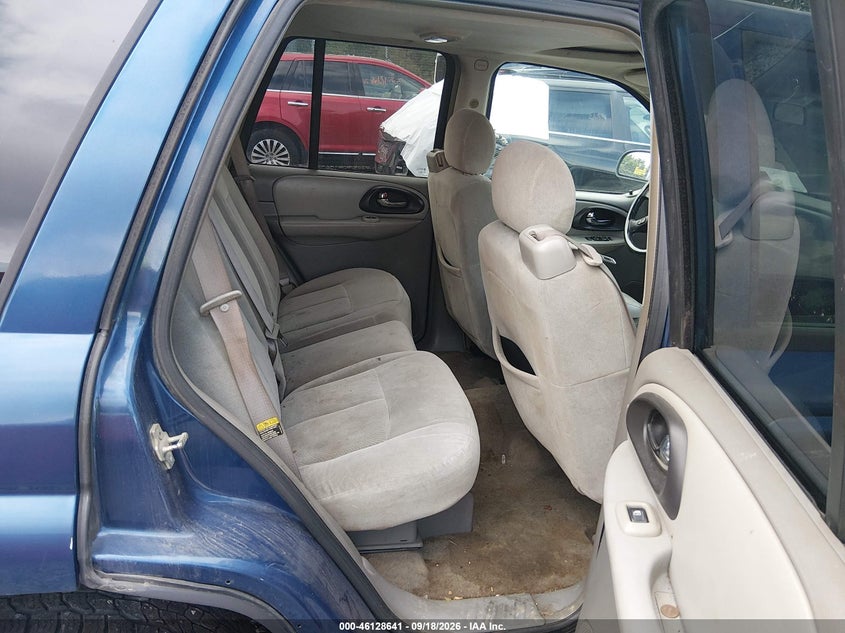 2005 CHEVROLET TRAILBLAZER auction photo 8