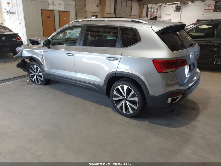 2023 VOLKSWAGEN TAOS 1.5T SE · Фото 3