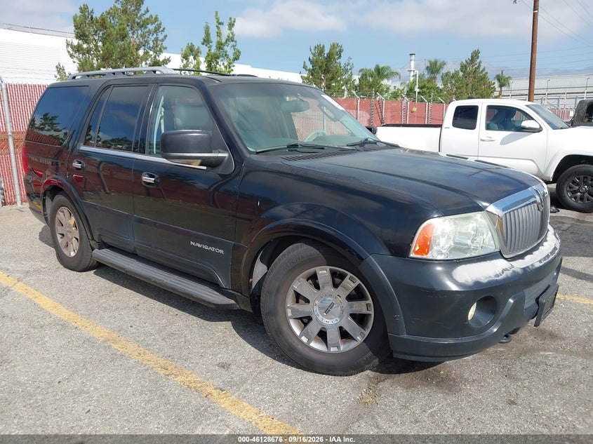 2004 LINCOLN NAVIGATOR auction photo 1