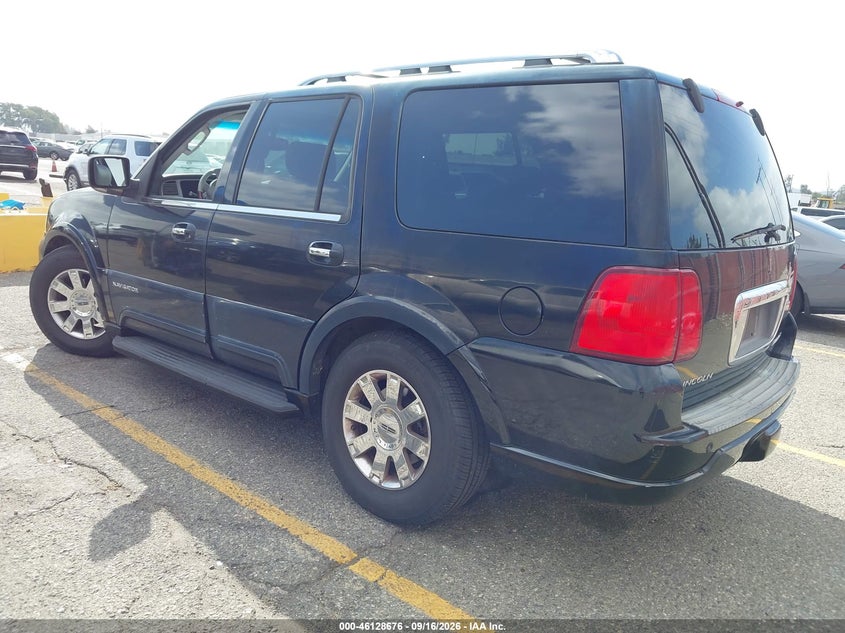 2004 LINCOLN NAVIGATOR auction photo 3