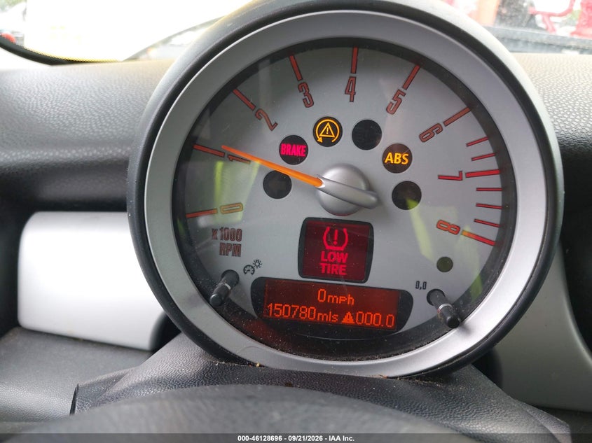 MINI COOPER 2008 VIN WMWMF33548TU68149
