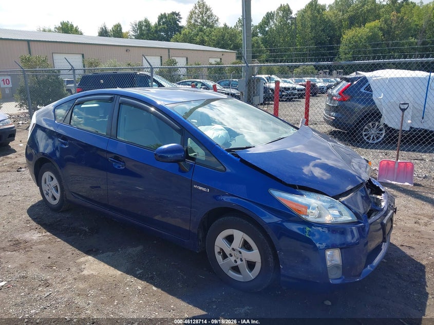 2010 TOYOTA PRIUS III