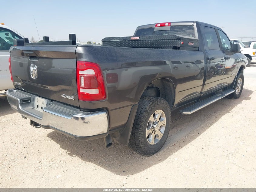 Vin: 3c6ur5jj9rg192885, lot: 46628465, ram 2500 big horn  4x4 8' box 20244