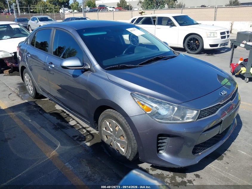 2019 KIA RIO auction photo 1