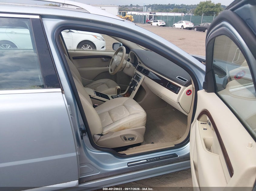 VOLVO V70 2009 VIN YV1BW982891072065