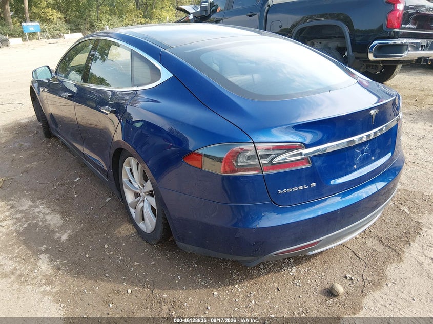 TESLA MODEL S - zdjęcie 3