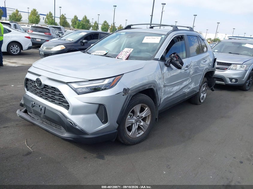 Vin: 2t3w1rfv5sw405056, lot: 46628590, toyota rav4 xle 20252