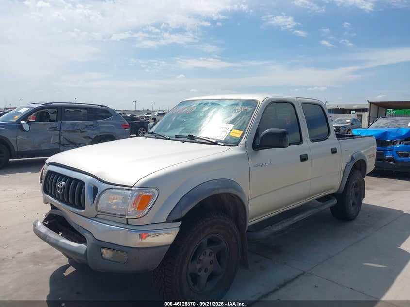 2002 Toyota Tacoma, Front End, IAAI, VIN 5TEGN92N72Z107272 — photo 2