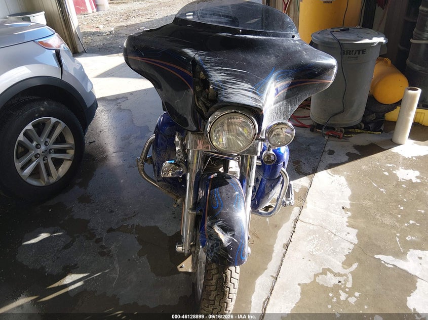 HARLEY-DAVIDSON FLHTCSE 2004