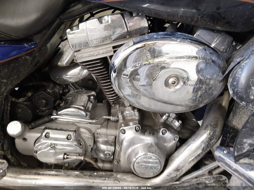 HARLEY-DAVIDSON FLHTCSE 2004