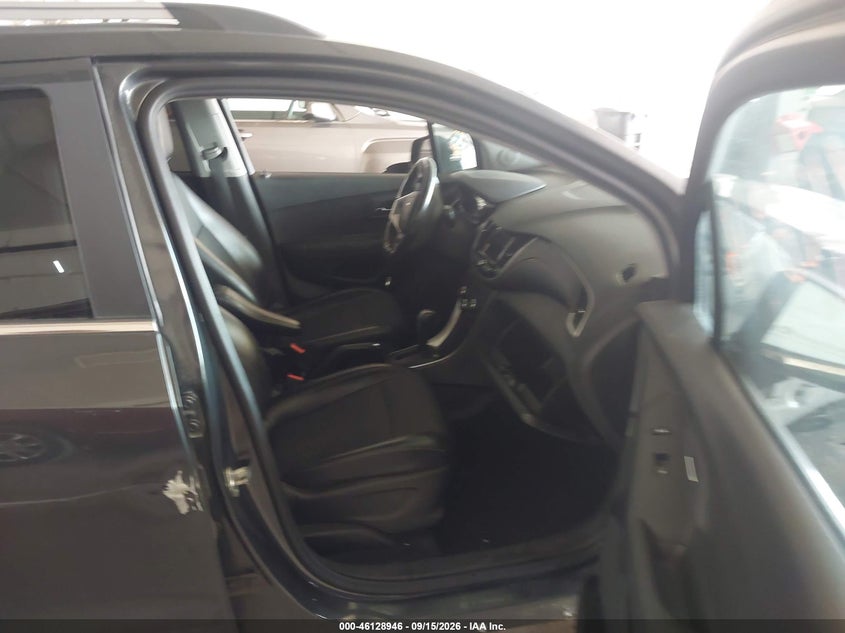 2019 CHEVROLET TRAX auction photo 5