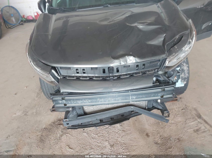 2019 CHEVROLET TRAX auction photo 6