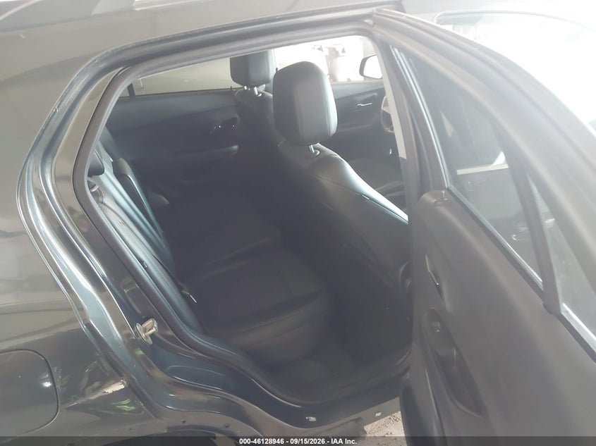 2019 CHEVROLET TRAX auction photo 8